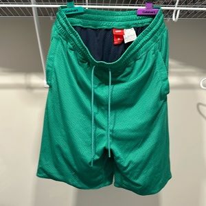 Nike Sportswear Shorts Sz. Large